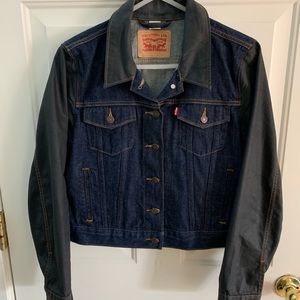 Levi’s Womens Denim and Oilcloth Jacket Size L